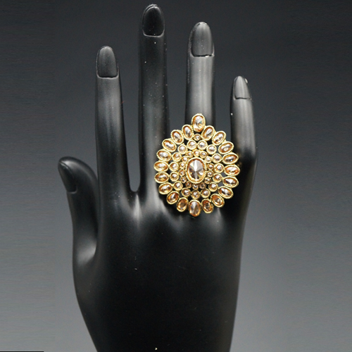 Taru- Gold Polki Stone Ring - AntiqueGold