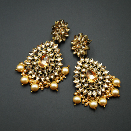 Maia - Gold Kundan & Pearl Earrings - Antique Gold