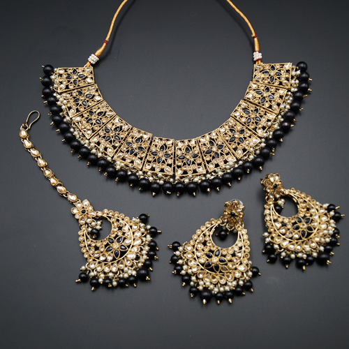 Maanvi Gold Diamante/Black Beads Necklace Set - Antique Gold