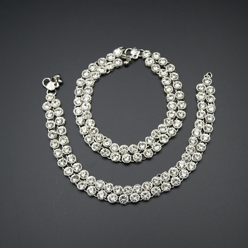 Labh-White Diamante Payals - Silver