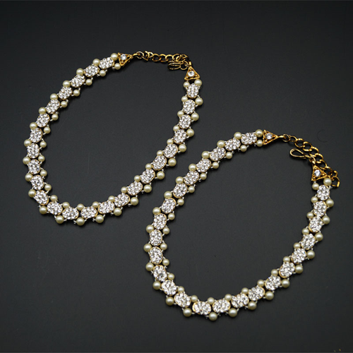 Feba White Diamante Payals - Antique Gold