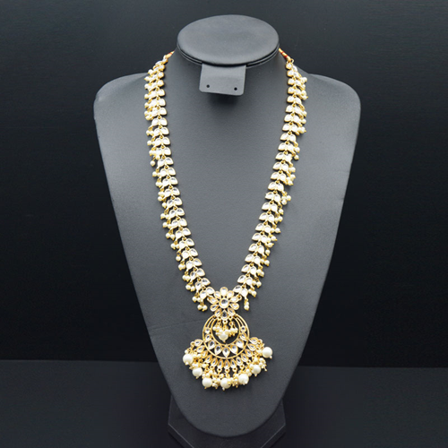 Chitra White Kundan Necklace Set - Gold