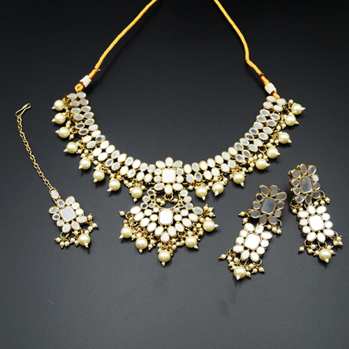 Maai White Mirror/White Pearl Necklace Set - Antique Gold