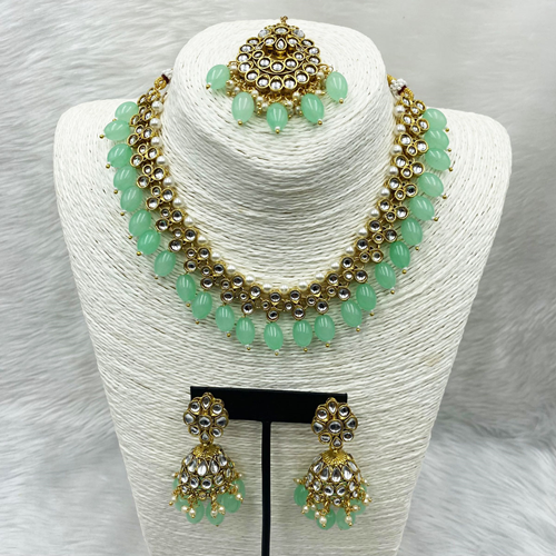Diu Pista Kundan Necklace Set - Gold 