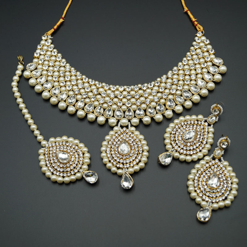  Rayi White Diamante and Pearl Choker Necklace Set - Gold