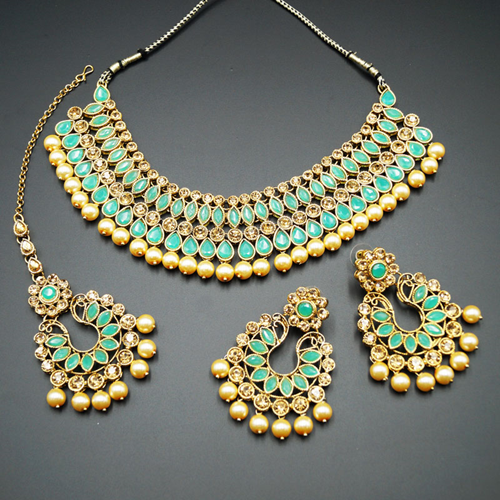 Anita Pista/ Gold Choker Necklace Set - Gold