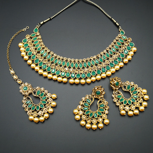 Red Crystal Shine Pearl Kundan Choker Necklace Set – Steorra Jewels