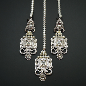 Ridhi - White Diamante Necklace Set - Silver