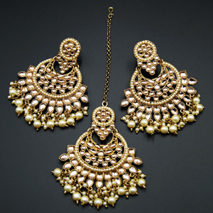 Heiu-Gold Kundan Stone Earring Tikka Set -Antique Gold