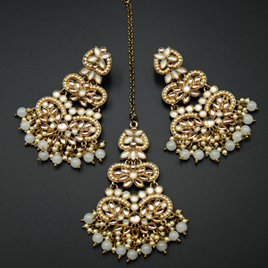 Gulab - Gold  Kundan Stone Earring Tikka Set - Gold