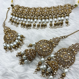 Daya White Polki Stone Choker Necklace Set - Antique Gold