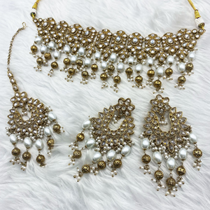Hara White Polki Stone Choker Necklace Set - Antique Gold