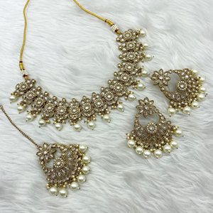 Tej Polki Stone/White Pearls Necklace Set - Antique Gold