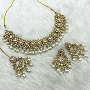 Arij Diamante Stone Necklace Set - Antique Gold