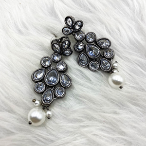 Doria White Polki Necklace Set - Gun Metal