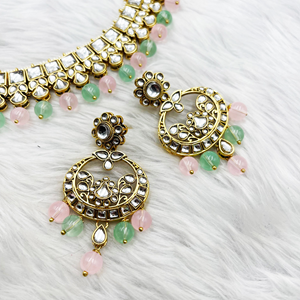 Kavi Kundan Baby Pink & Pista Necklace Set