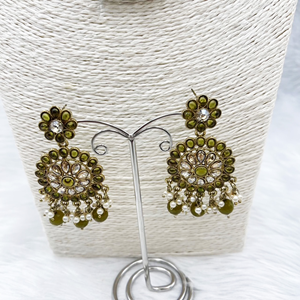 Viri Olive Choker Necklace Set- Antique Gold