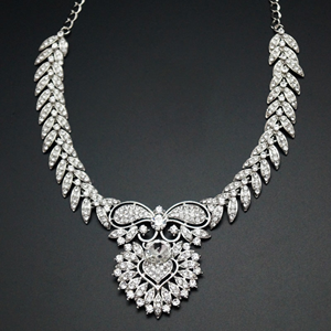 Tyra White Diamante Necklace Set - Silver