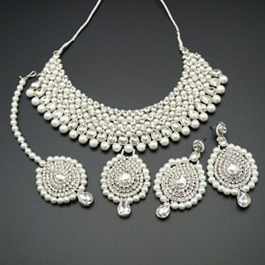  Rayi White Diamante and Pearl Choker Necklace Set - Silver