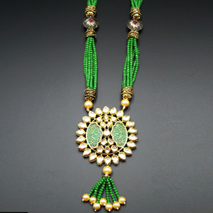 Vinya Green Kundan Necklace Set- Gold 