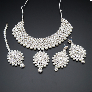 Devaki White Diamante and Pearl Necklace/Long Haar Set - Silver