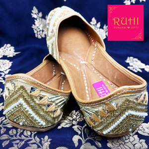 Eta Gold Leather Jutti