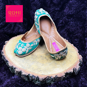 Vian Green Leather Jutti