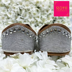 Saci Silver Leather Jutti